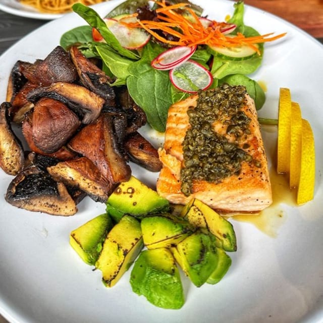 Salmon Brasa.