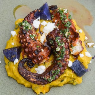 Pulpo Anticuchero